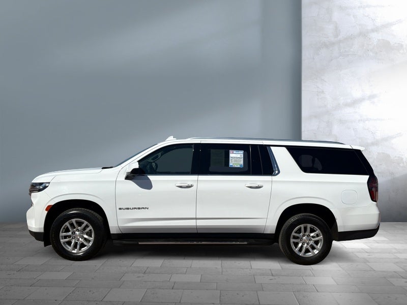 2024 Chevrolet Suburban LT