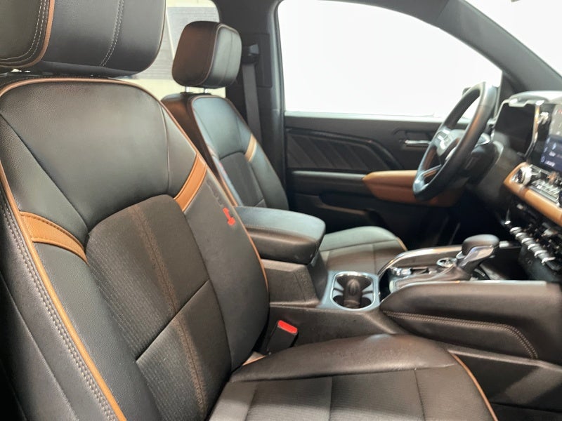 2023 GMC Canyon AT4
