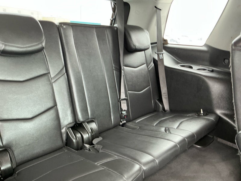 2018 Cadillac Escalade Luxury