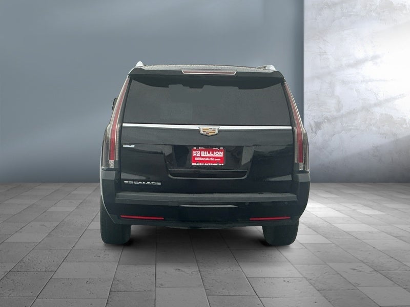 2017 Cadillac Escalade Luxury