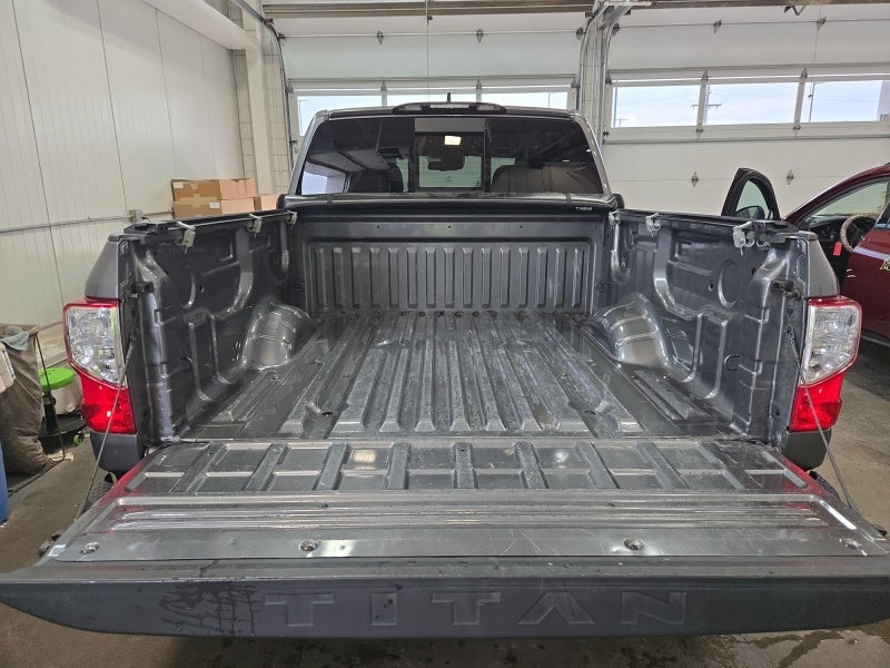 2024 Nissan Titan SV