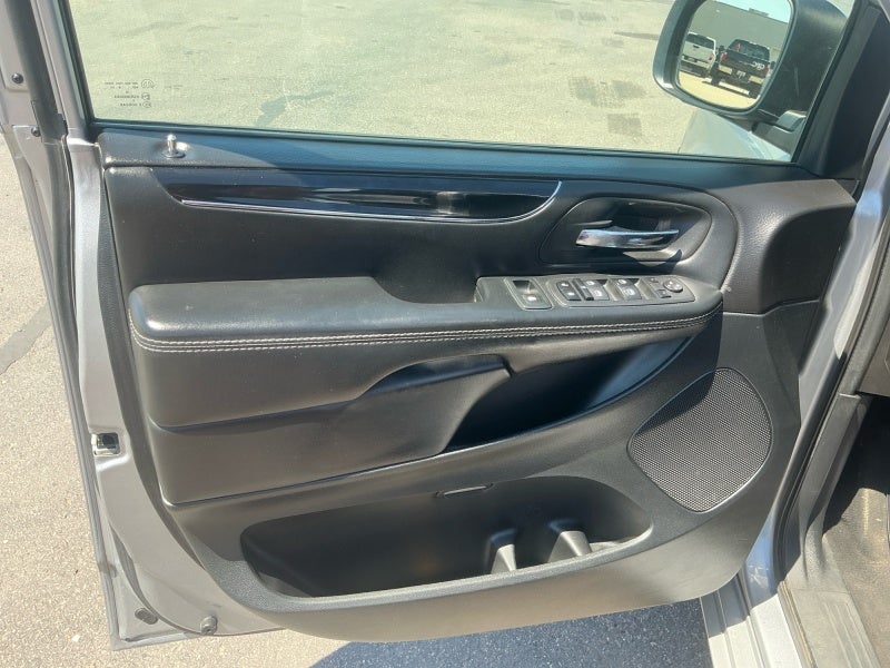 2018 Dodge Grand Caravan SE Plus