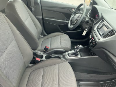 2022 Hyundai Accent SE
