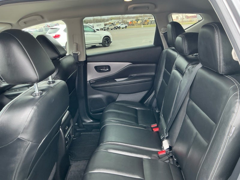 2022 Nissan Murano SV