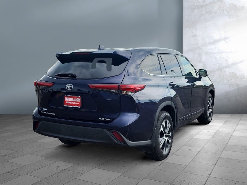 2022 Toyota Highlander XLE