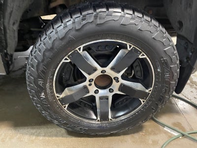 2015 Toyota Tundra 4WD Truck Platinum