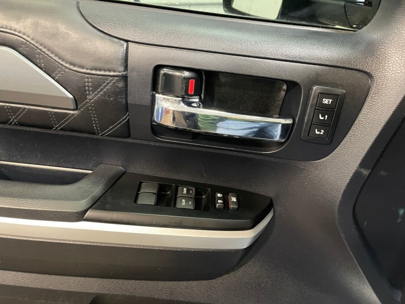 2015 Toyota Tundra 4WD Truck Platinum