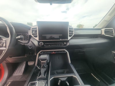 2022 Toyota Tundra 4WD SR5