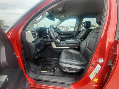 2022 Toyota Tundra 4WD SR5