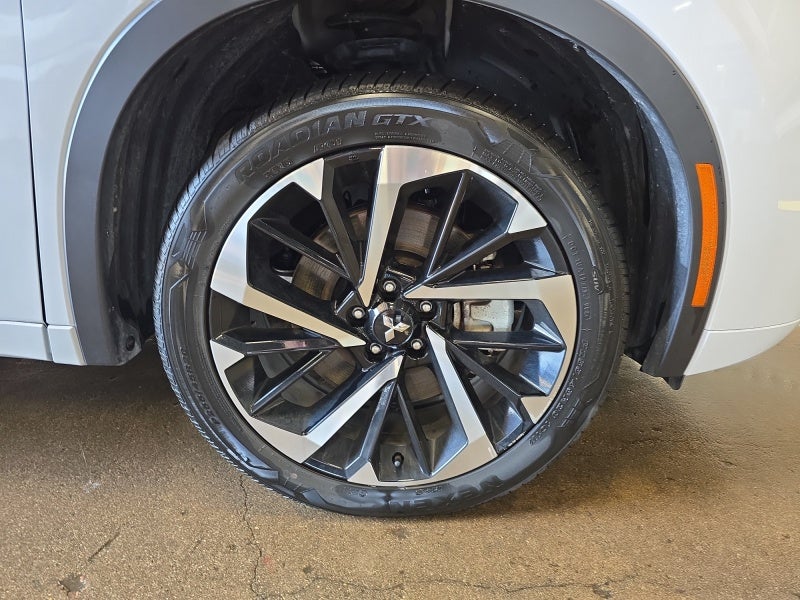 2024 Mitsubishi Outlander Plug-In Hybrid SEL