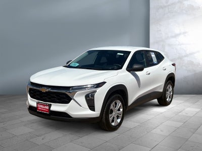 2025 Chevrolet Trax LS