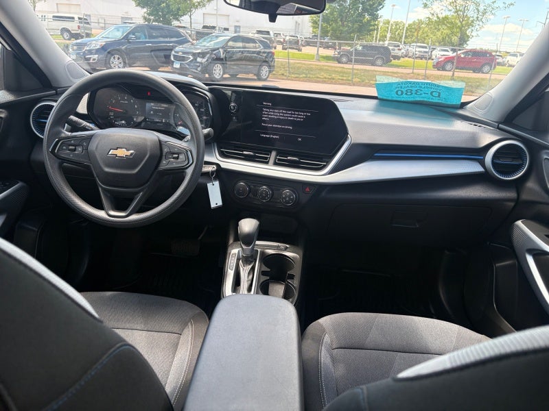 2025 Chevrolet Trax LS