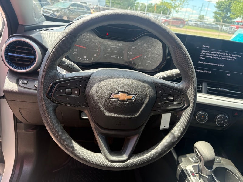 2025 Chevrolet Trax LS