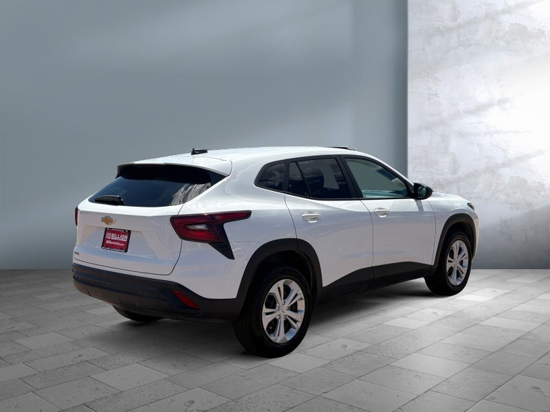 2025 Chevrolet Trax LS