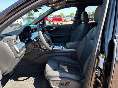 2025 Audi Q7 Premium Plus