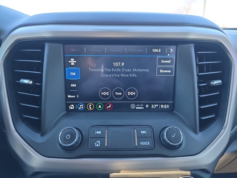 2022 GMC Acadia Denali