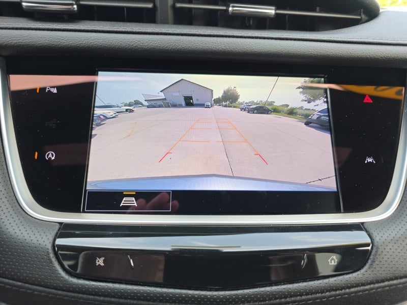 2024 Cadillac XT6 Luxury