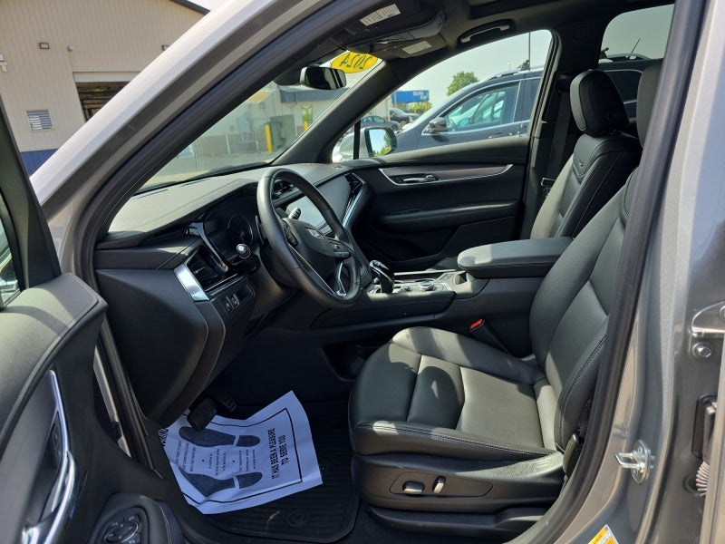 2024 Cadillac XT6 Luxury