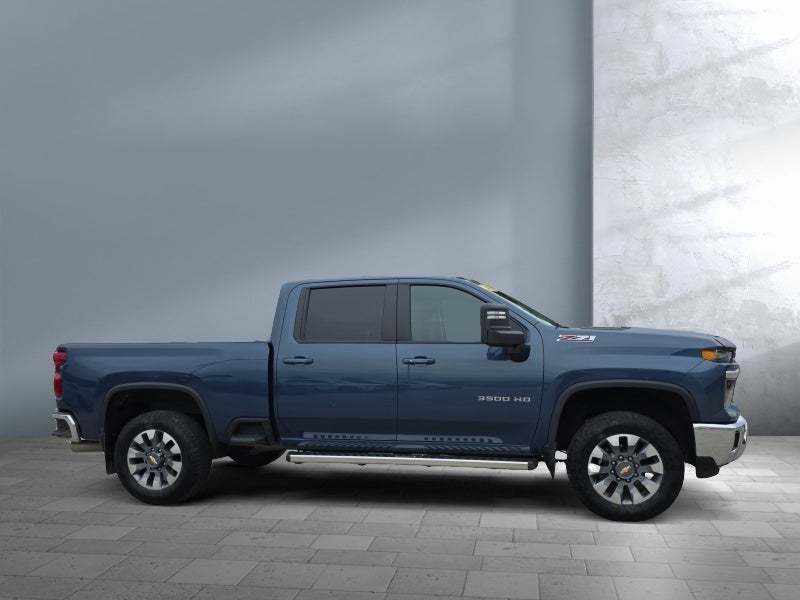 2025 Chevrolet Silverado 3500 HD LT