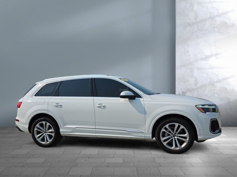 2025 Audi Q7 Premium Plus