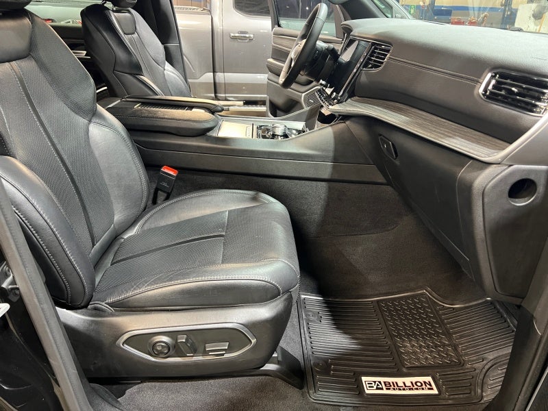 2024 Jeep Wagoneer L Series III