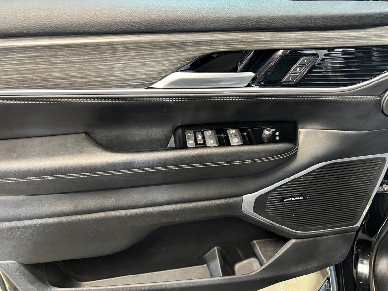 2024 Jeep Wagoneer L Series III