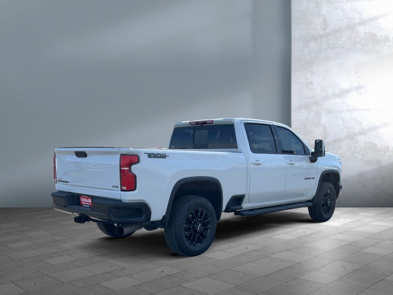 2025 Chevrolet Silverado 3500 HD LTZ