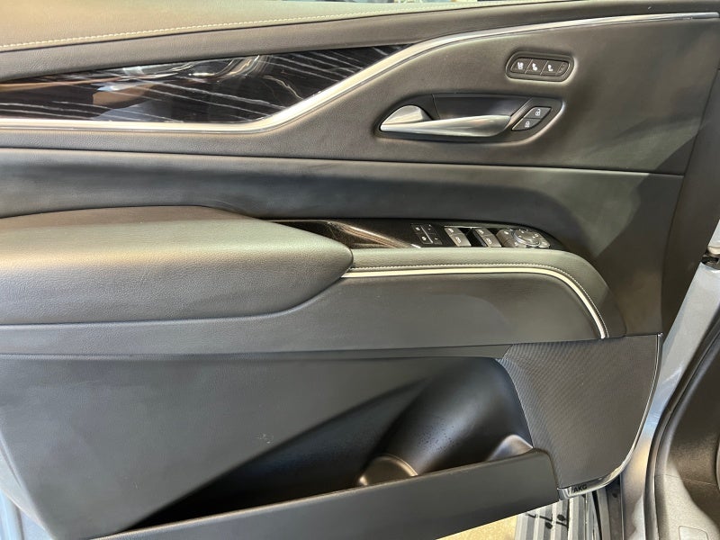 2022 Cadillac Escalade Sport