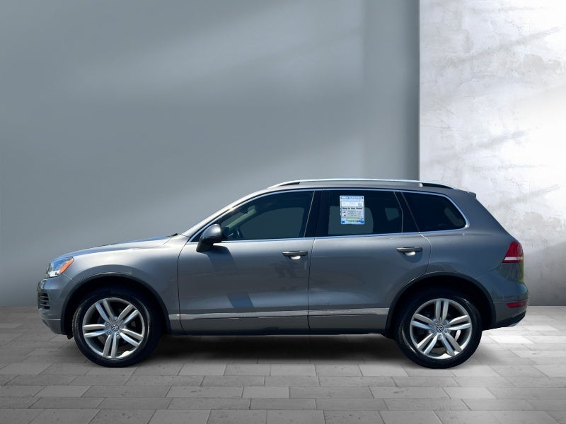 2013 Volkswagen Touareg Sport