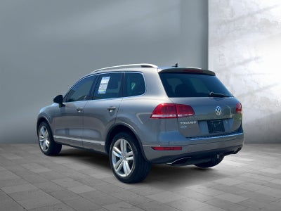 2013 Volkswagen Touareg Sport