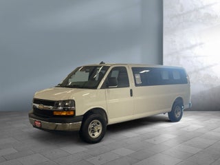 2025 Chevrolet Express Passenger 1LT