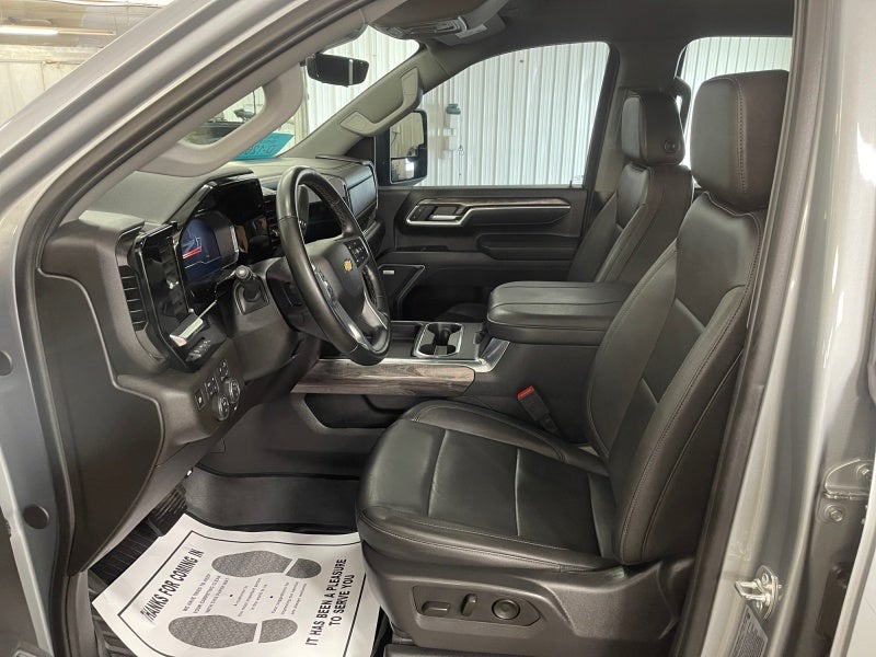 2025 Chevrolet Silverado 3500 HD LTZ