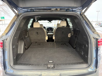 2022 Chevrolet Traverse LT Leather