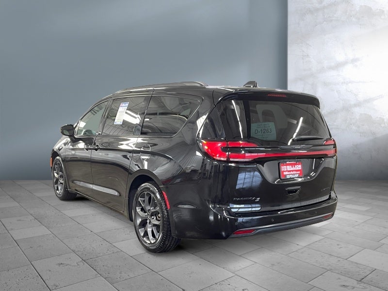 2025 Chrysler Pacifica Limited