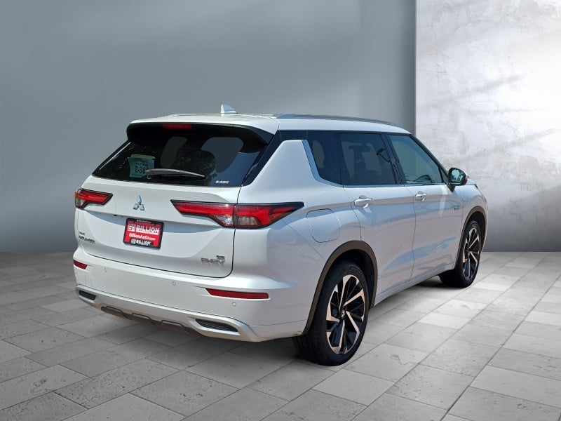 2024 Mitsubishi Outlander Plug-In Hybrid SEL