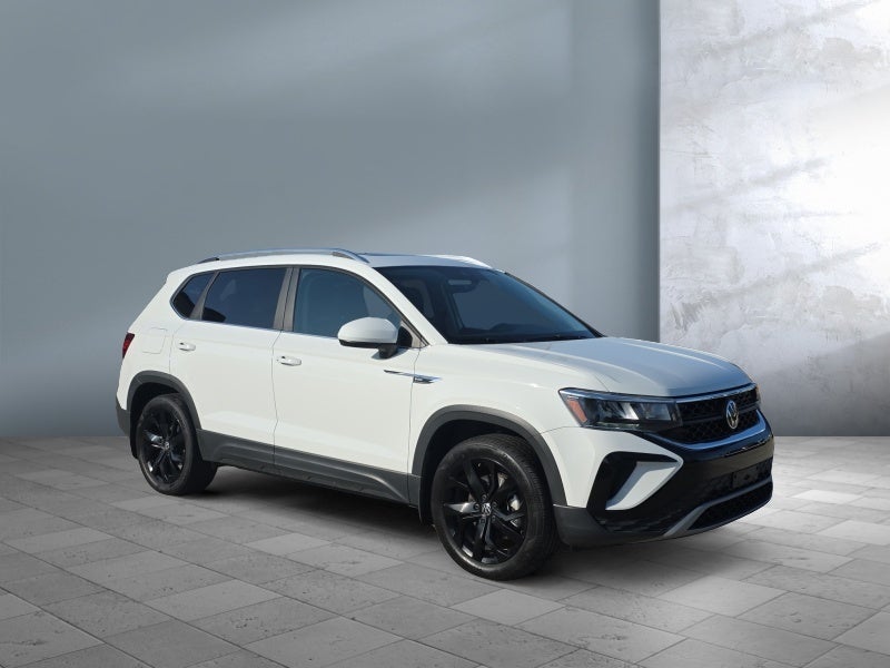 2023 Volkswagen Taos SE
