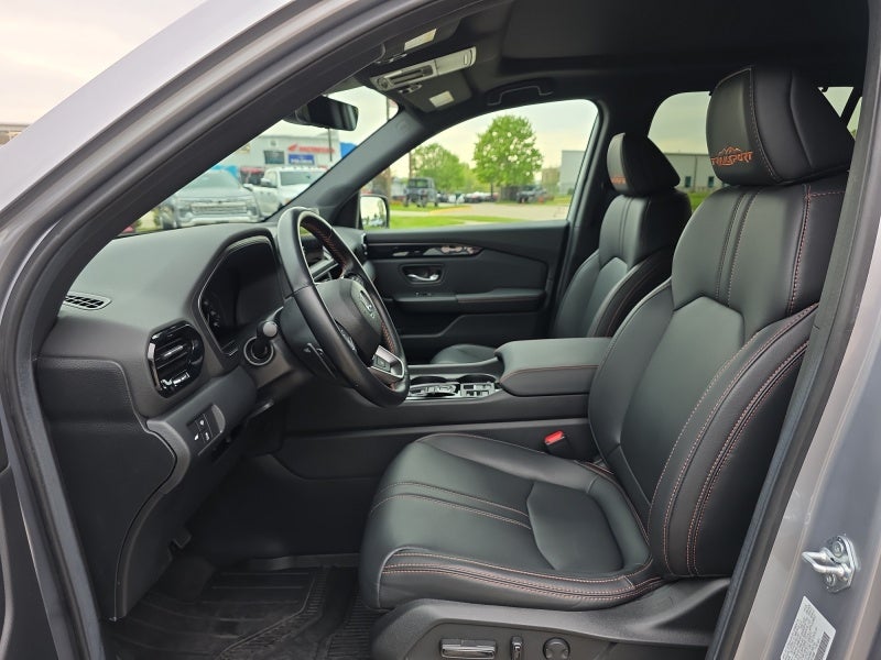2025 Honda Pilot TrailSport