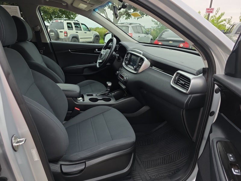 2020 Kia Sorento S V6