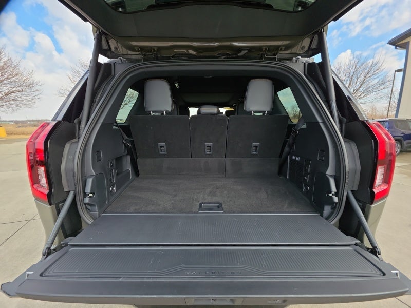 2025 Ford Expedition Tremor