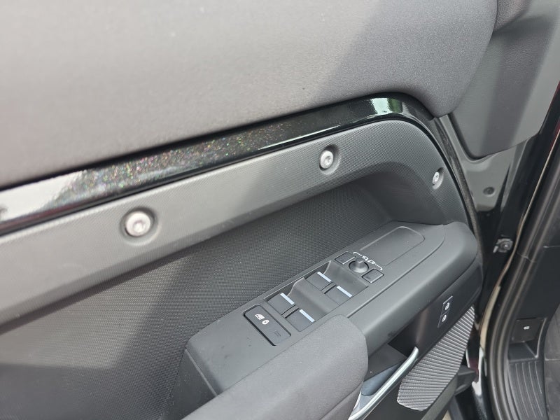 2023 Land Rover Defender 110 AWD
