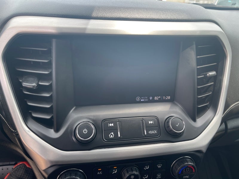 2021 GMC Acadia SLT