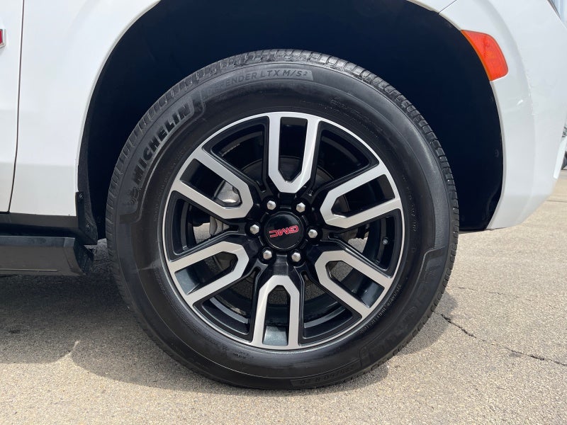 2021 GMC Yukon AT4