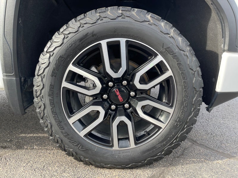 2020 GMC Sierra AT4