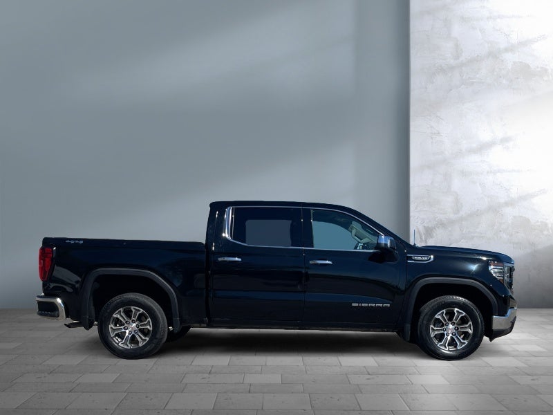 2025 GMC Sierra SLT