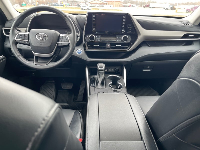 2022 Toyota HIGHLANDER HYBRD Hybrid XLE