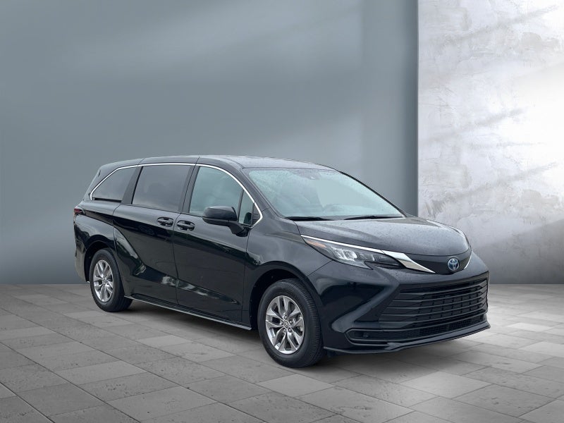 2025 Toyota SIENNA LE LE