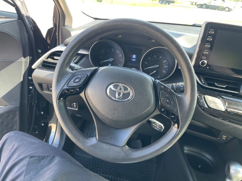 2021 Toyota C-HR LE