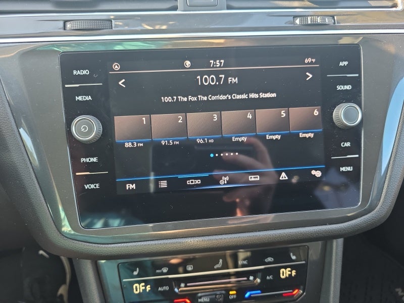 2023 Volkswagen Tiguan SE