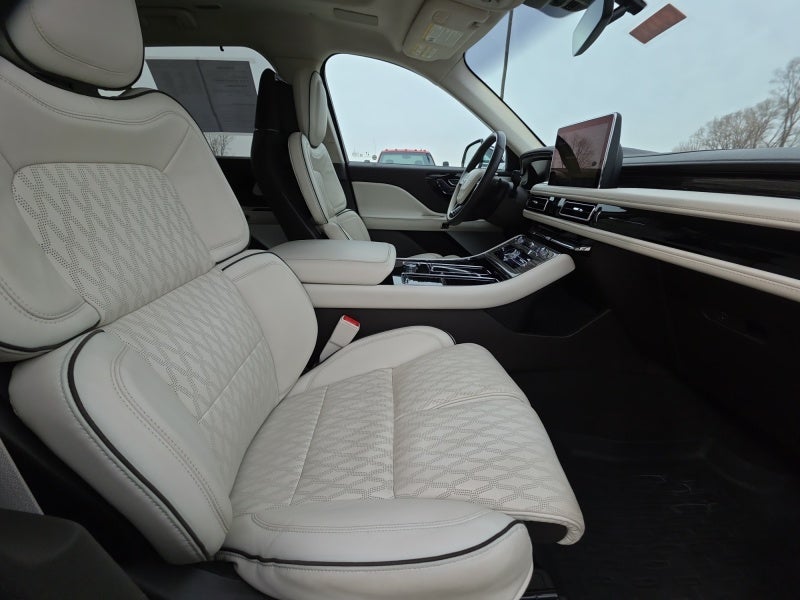 2020 Lincoln Aviator Black Label