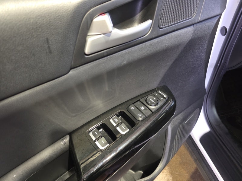 2020 Kia Sportage EX